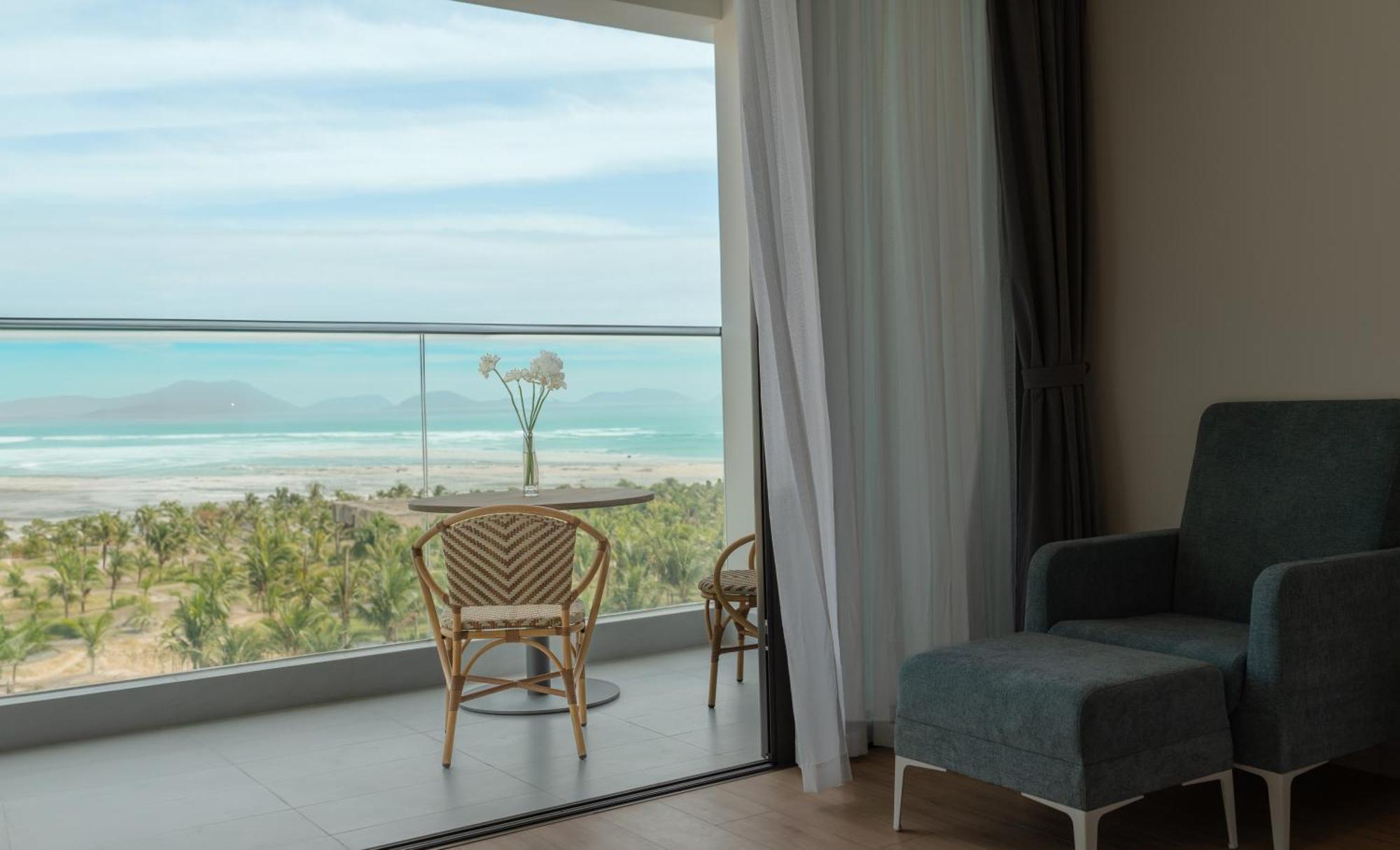 Aquamarine Beachfront Resort & Spa Cam Ranh Ngoại thất bức ảnh